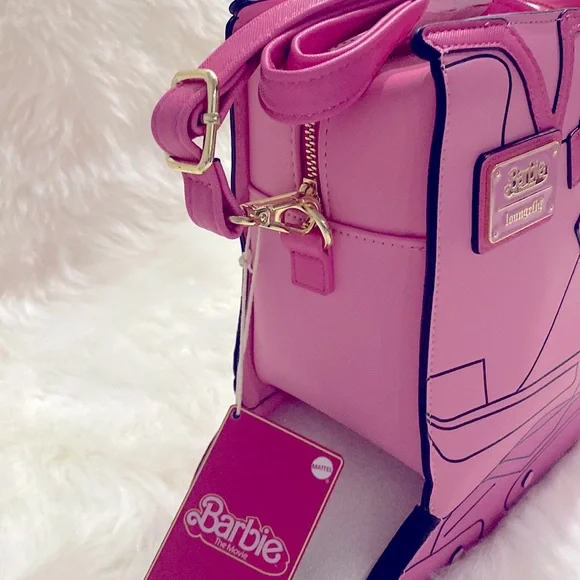 Barbie Loungefly AMC Exclusive Roller Skate Crossbody Bag LE 1000 - Picture 6 of 15
